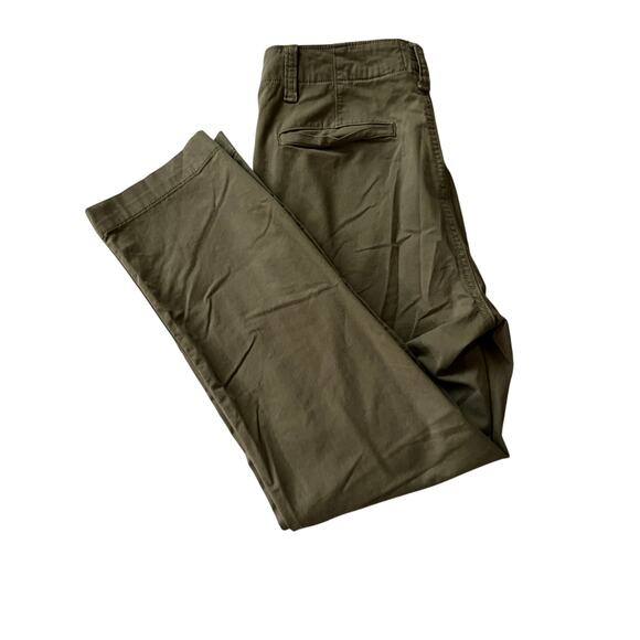 Gap Mid Rise Downtown Khakis Color: Mesculen Green (Size 8) NWOT - Picture 10 of 10
